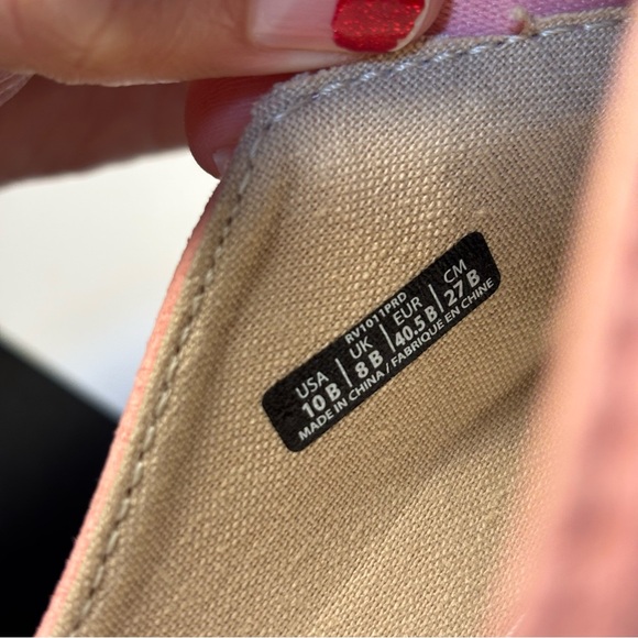 EUC - REVITALIGN Women's Esplanade Canvas Sneaker in PINK (no insole) US 10 - Picture 11 of 12